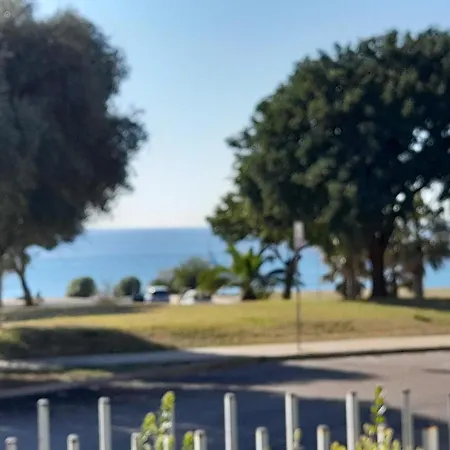A Due Passi Dal Mare ヴィラ *